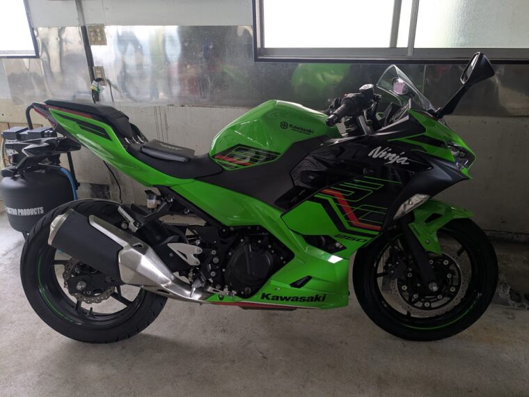 カワサキ　Ninja250