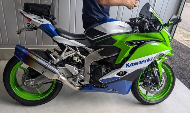 カワサキ　ZX-4RR 40thアニバーサリー