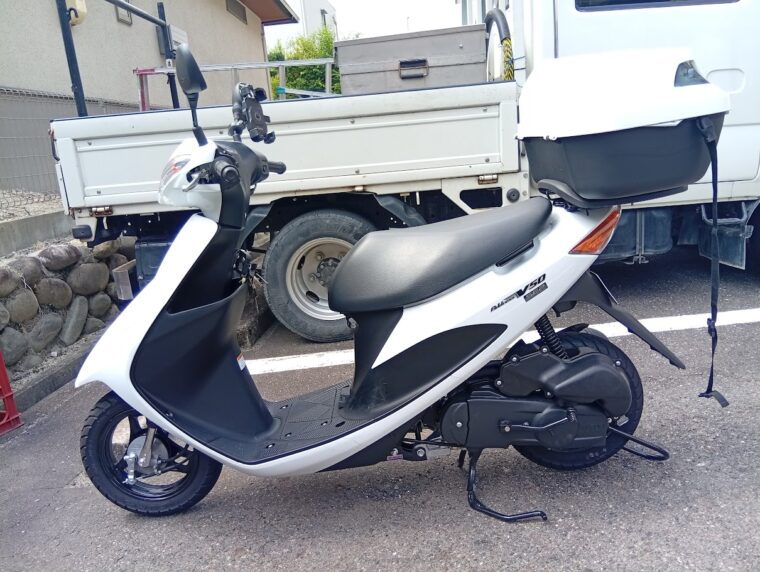 スズキ　アドレスV50