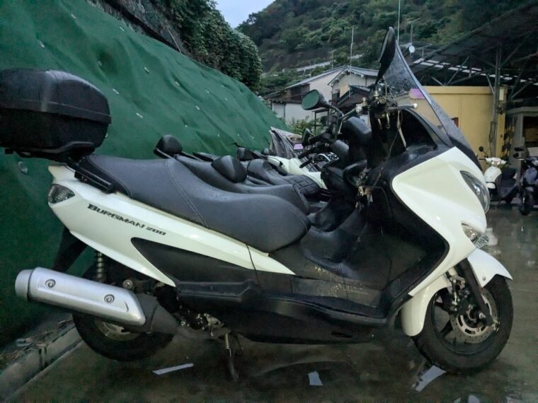 スズキ-バーグマン200