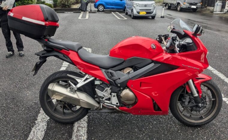 ホンダ VFR800F