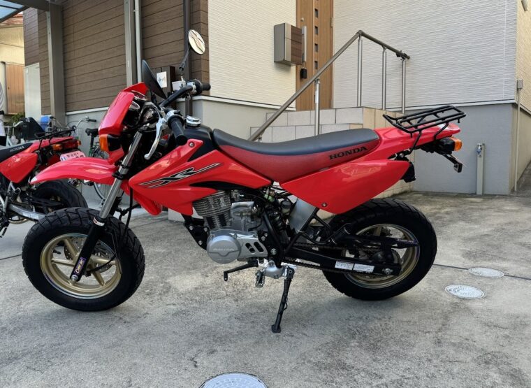 ホンダ XR100モタード