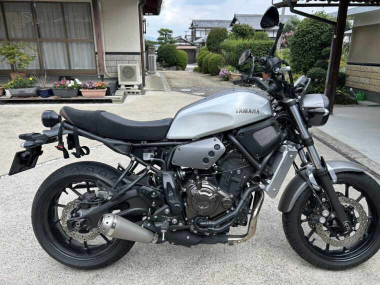 ヤマハ　XSR700