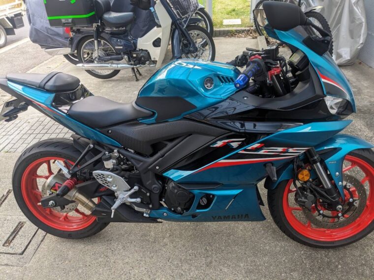 ヤマハ YZF-R25