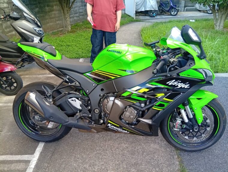 カワサキ　ZX-10R