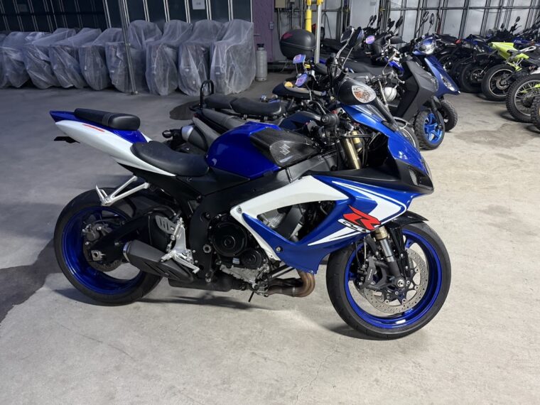 スズキ　GSX-R600